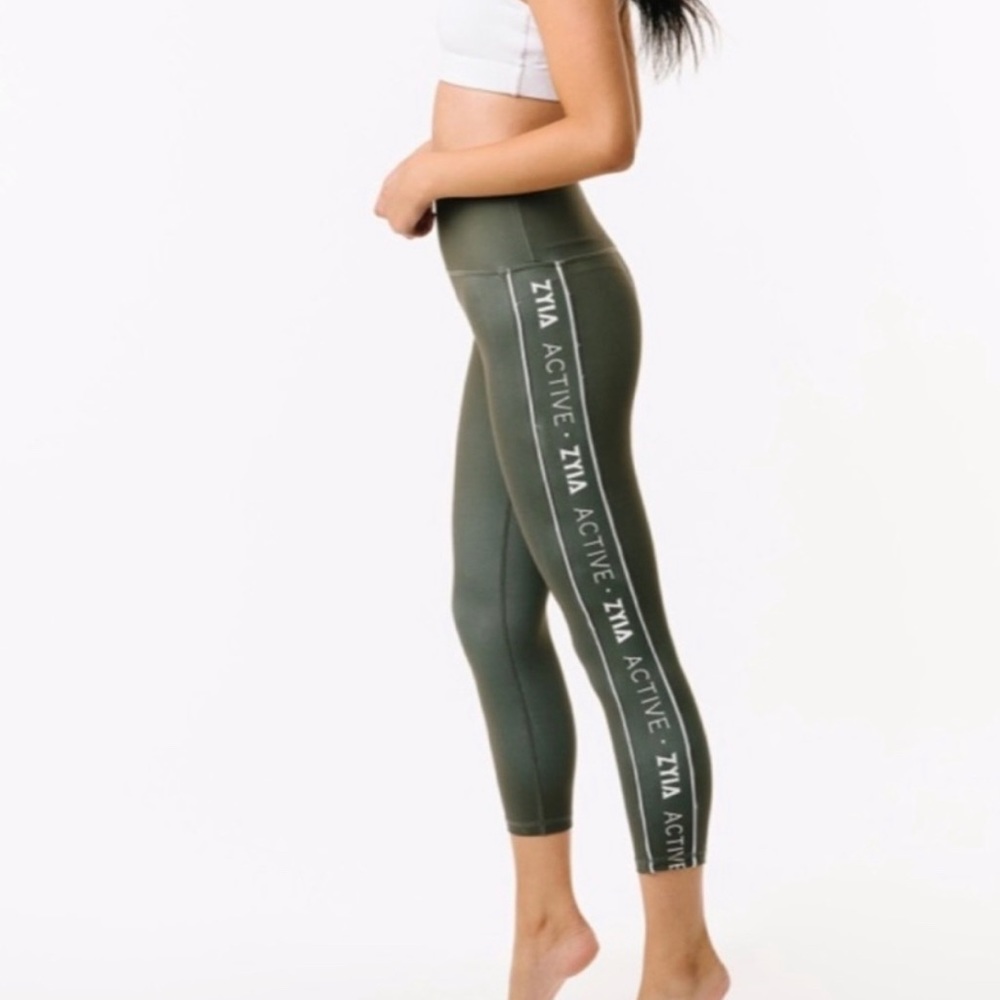 Olive Zyia Active Light n Tights